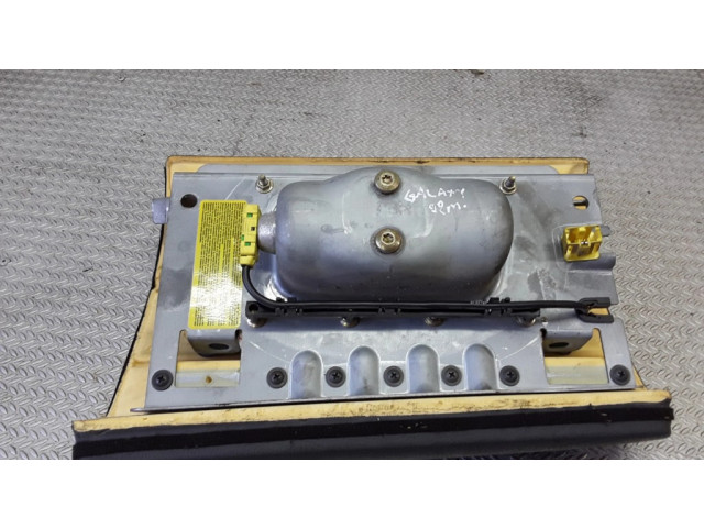 Подушка безопасности пассажира    Ford Galaxy