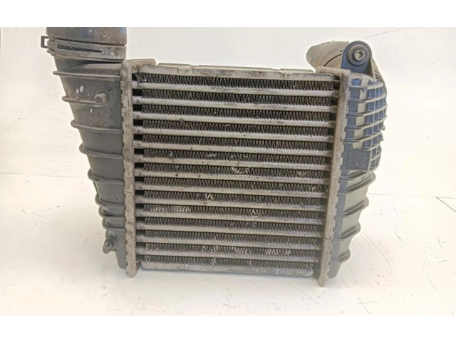 Интеркулер 1J0145803F Audi A3 S3 8L