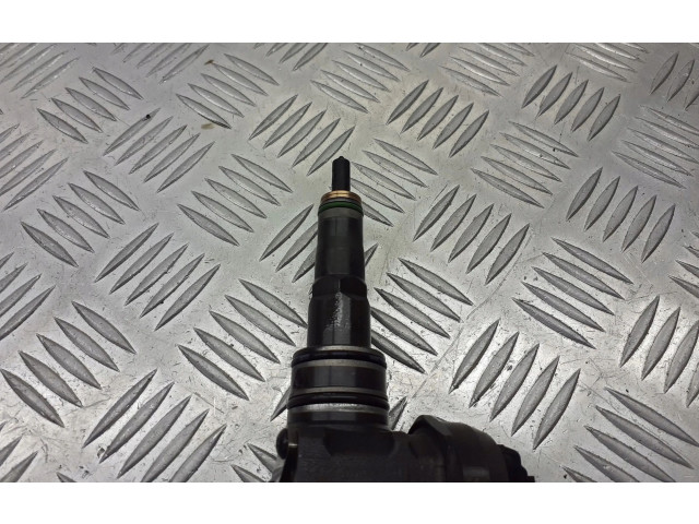 Форсунка 038130073AG Skoda Octavia Mk2 (1Z)