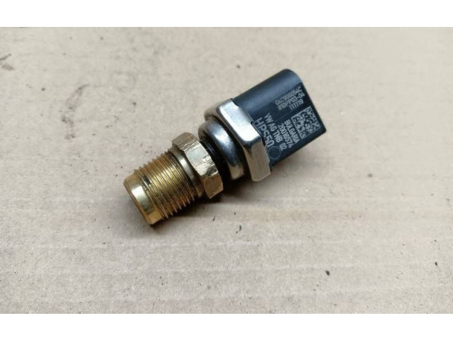 Топливная рампа 04C906054C, 81CPP0304 Skoda Scala