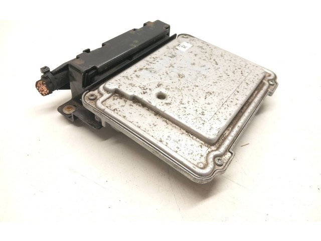 Řídící jednotka 03L906018L Seat Alhambra (Mk2) 2012