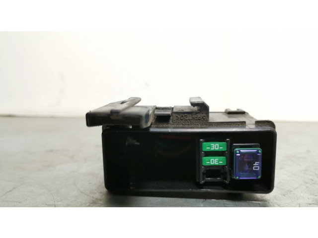 Блок предохранителей 4GD2A Infiniti Q50