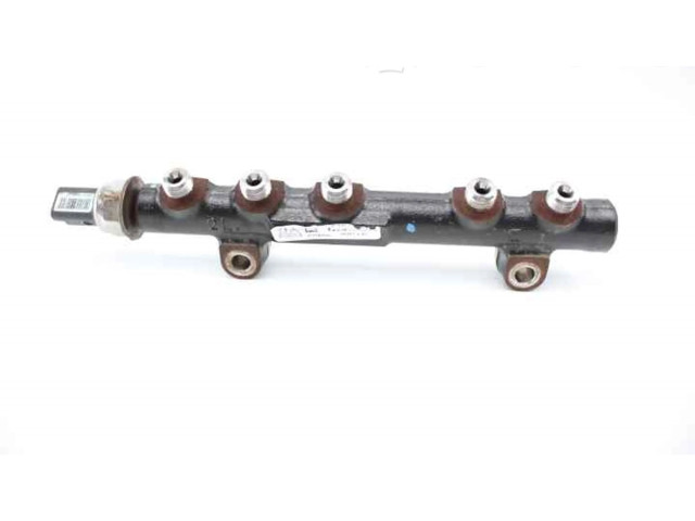 Топливная рампа 9684753080, 9664111780   Peugeot 5008  