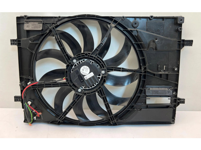 Электрический вентилятор радиаторов       Volkswagen Golf VIII  2019 -  года   