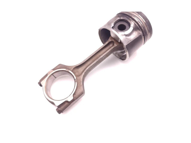 Поршень с шатуном N22A1 N22A1 Honda FR-V