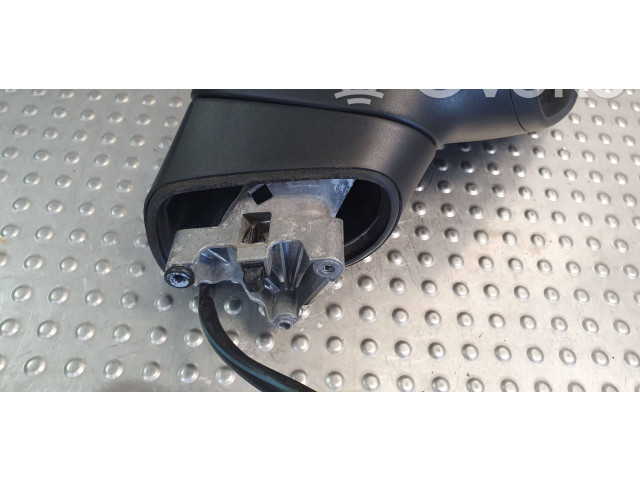 Zpětné zrcátko Volkswagen Touareg II 2013