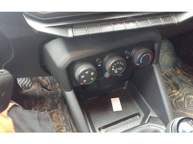 Модуль блока управления кондиционером 275007425R   Dacia Duster II