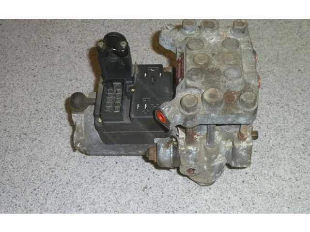 Jednotka ABS 34511155051 BMW 5 E28 1982