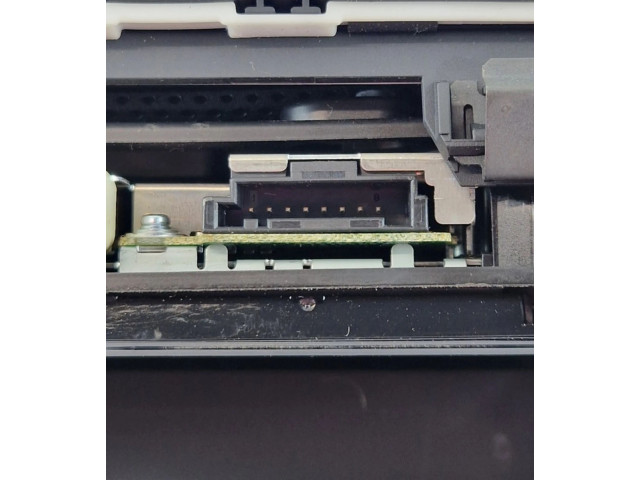 Дисплей 8U0857273A Audi Q3 8U