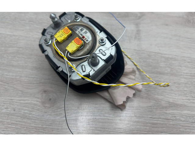 Подушка безопасности водителя Ferrari 296 GTB