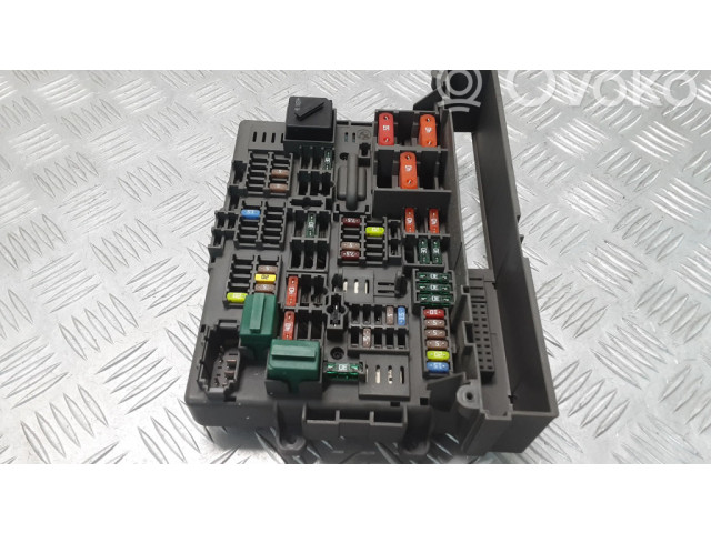 Pojistková skříňka 9119446 BMW X1 E84 2011