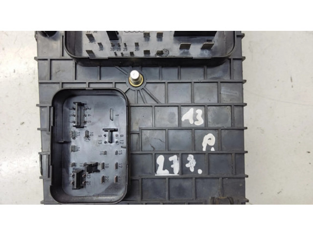 Pojistková skříňka 1K0937124, 1K0937124H Audi A3 S3 8P 2007