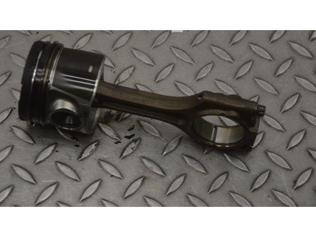 Поршень D 5244 T4 Volvo XC60