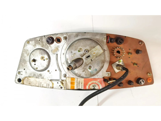 Přístrojová deska Mercedes-Benz W123 1977 1235420101, 87001123