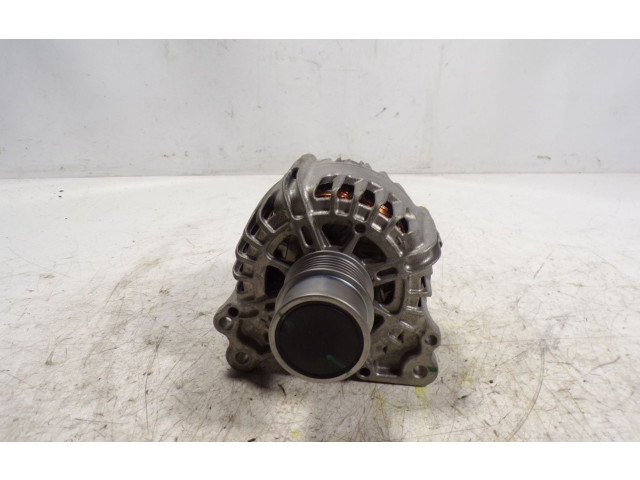 Генератор 04E903015, 04E903015   Audi A1      