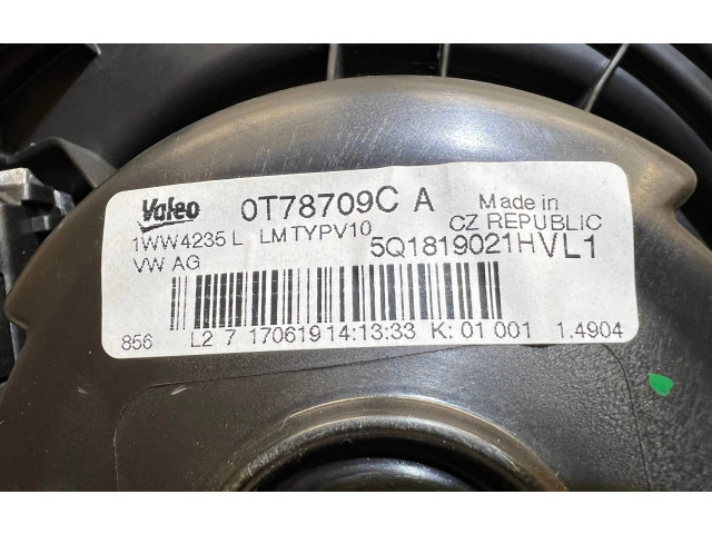 Вентилятор печки    5Q1819021H, 5q0907521c   Audi A3 S3 8V