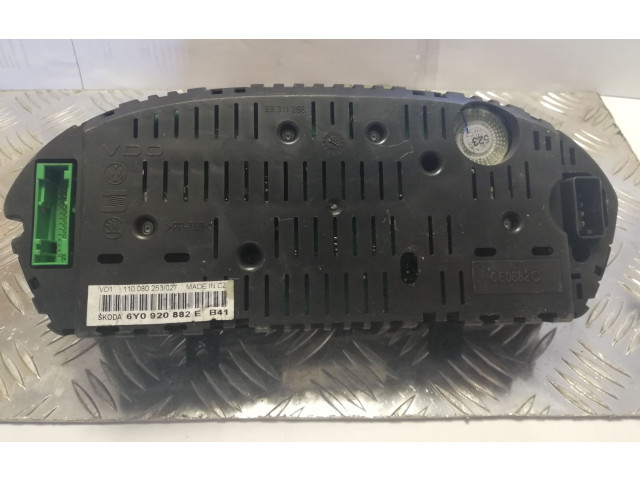 Панель приборов 6Y0920882E   Skoda Fabia Mk1 (6Y)       