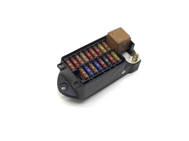 Блок предохранителей LJB2800AA Jaguar XK8 - XKR