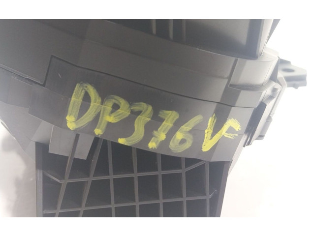 Vstřikovač 565920790D, 565920790D   Skoda Karoq    DTRB 