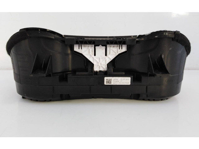 Панель приборов 8V0920872S, 0242609   Audi Q2 -       