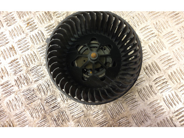 Вентилятор печки F997167J Skoda Yeti (5L)