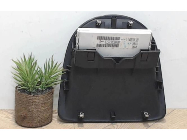 Дисплей       Renault Clio III