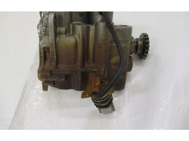 Масляный насос   150002257R  Renault Clio IV 