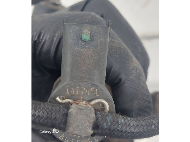 Комплект форсунок 8658351, 30756063    Volvo V70  d5244t 