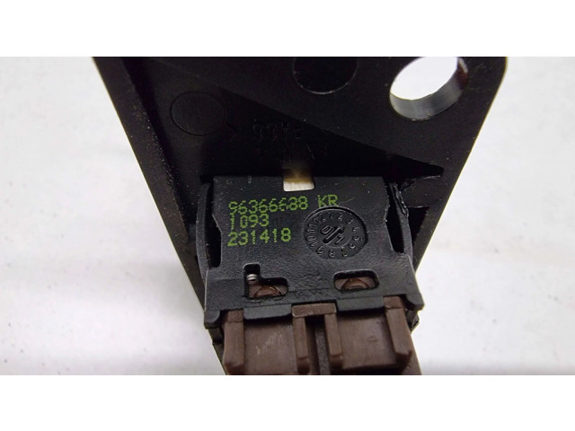 Включатель аварийных фонарей