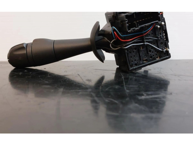 Включатель скорости стеклоочистителей 255675914R   Renault Clio IV