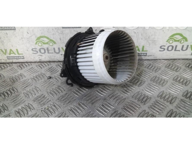 Вентилятор печки    NT   Dacia Sandero