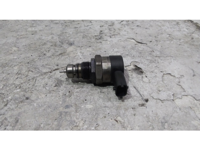 Регулятор давления топлива