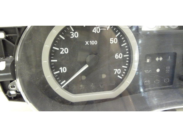 Панель приборов P8200377739 Dacia Logan I