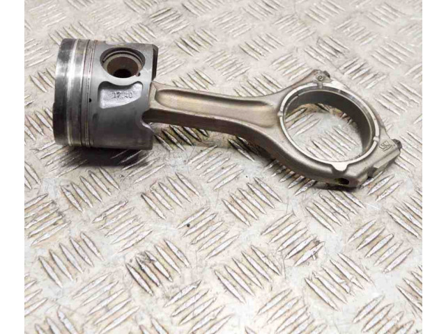 Píst 68147228AA, 68147233AA Dodge RAM pro naftový motor 3.0