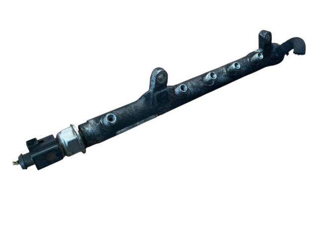 Топливная рампа 03l130089b Volkswagen Golf VI