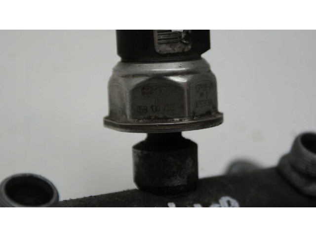 Vstřikovací lišta 059130089AB, 5901110423023A   Audi A8 S8 D3 4E     