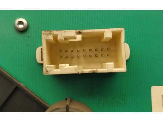 Přístrojová deska Citroen Berlingo 2009 9662745380