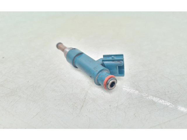 Vstřikovač 2325037020 Toyota Prius (XW30)