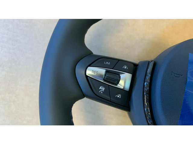 Руль BMW X3 F25  2010-2017 года 32307850403, 32308092206      