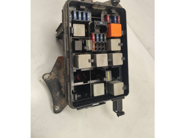 Блок предохранителей 4585840 Saab 9-5