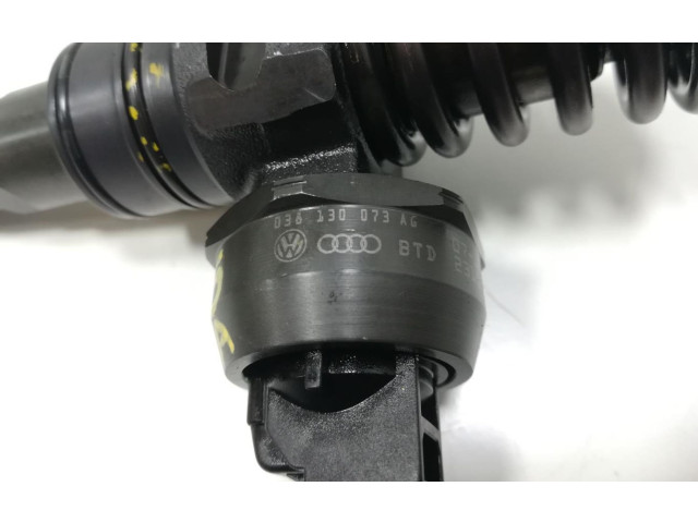 Форсунка 038130073AG    Skoda Fabia Mk2 (5J)   