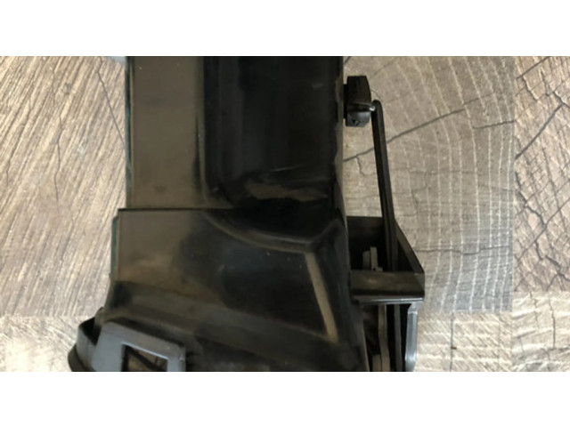 Боковая воздушная решётка