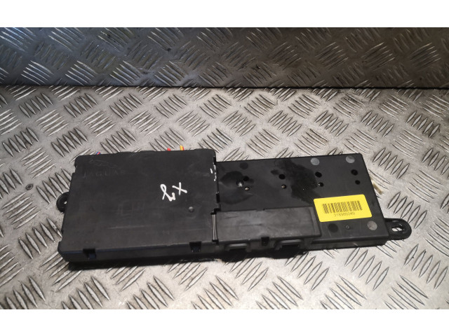 Блок предохранителей Jaguar XJ X351