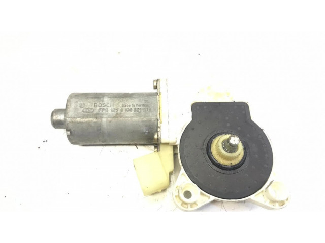 Передний двигатель механизма для подъема окон