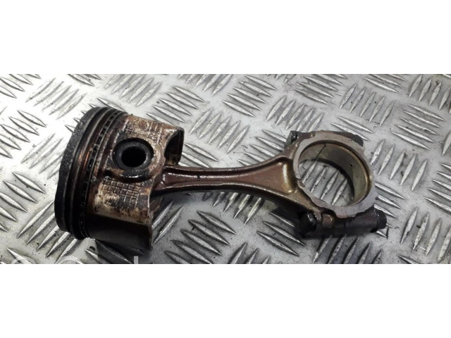 Поршень с шатуном Lexus IS 200-300 для бензинового двигателя 2.0