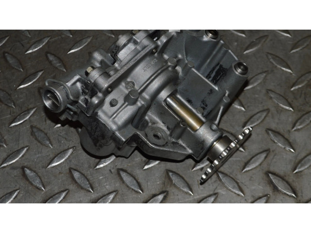 Масляный насос 1501576988R Renault Master III