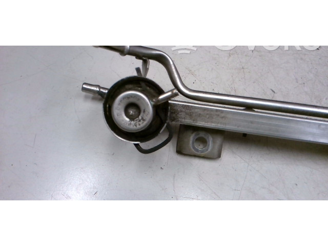 Vstřikovací lišta 752041B01, 1752041B00 Nissan Micra