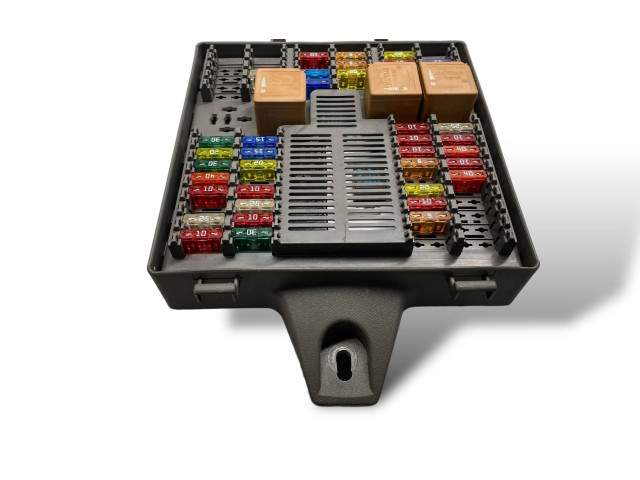 Блок предохранителей 518806206, 2W9314A073BE Jaguar XJ X350