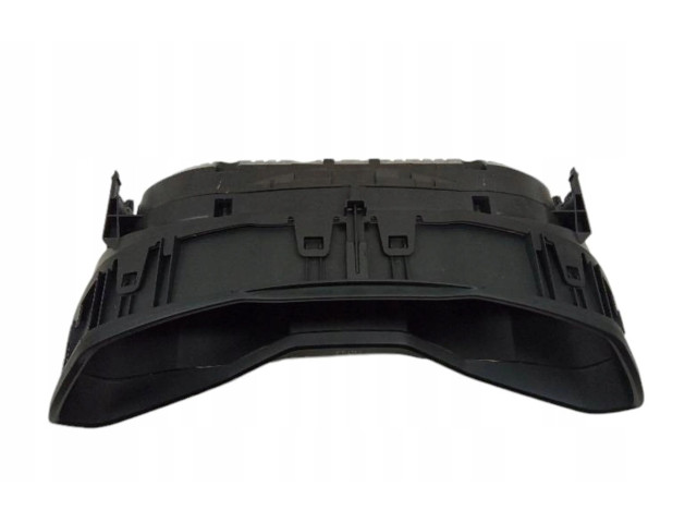 Панель приборов 3V0920740B   Skoda Superb B8 (3V)       