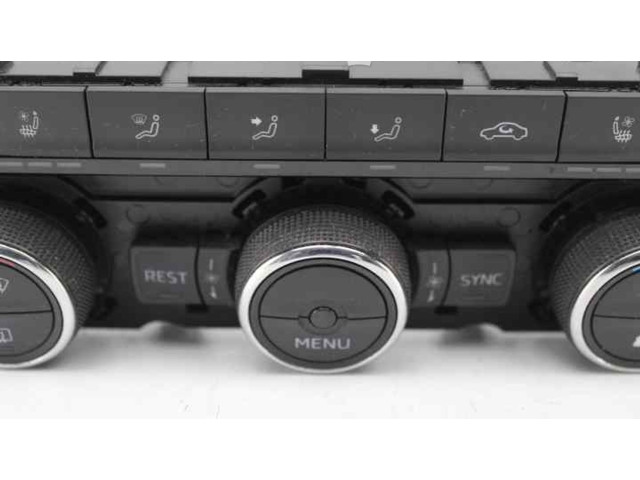 Блок управления климат-контролем 3V0907044DT   Skoda Superb B8 (3V)